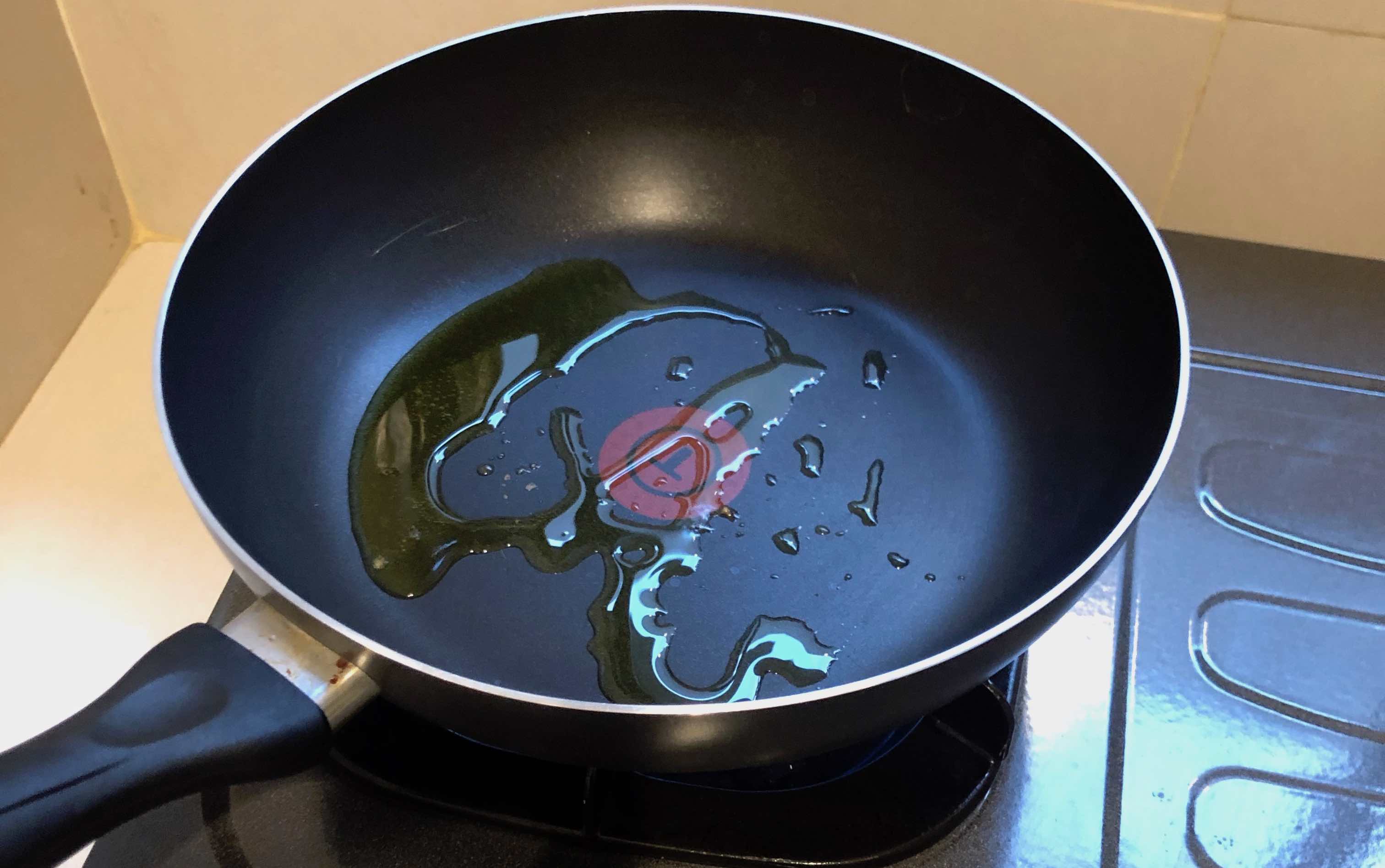 Preheating the pan